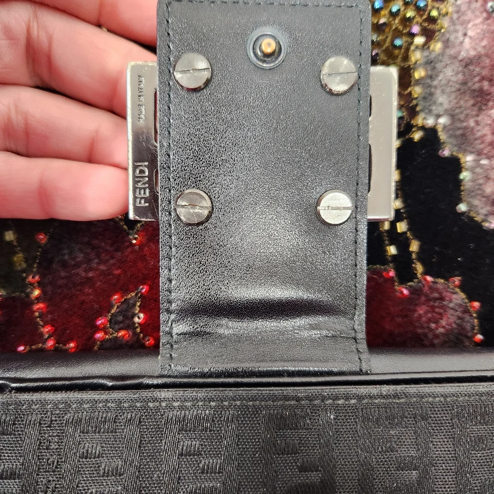 Fendi Wallet - Picture 3 of 13